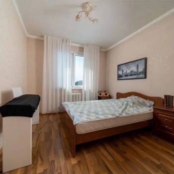 Продается Дом, 200 м²