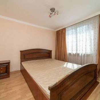 Продается Дом, 200 м²