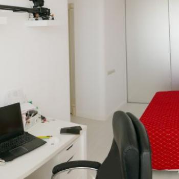 Продается Многокомнатная квартира, 82 м²