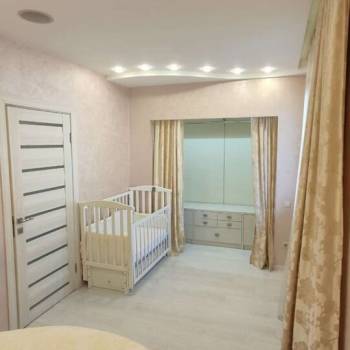 Сдается 2-х комнатная квартира, 77 м²