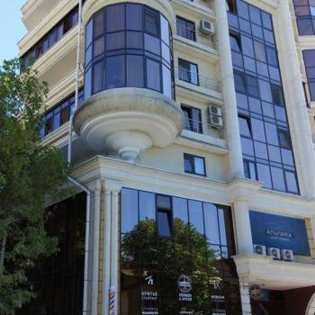 Сдается 2-х комнатная квартира, 77 м²