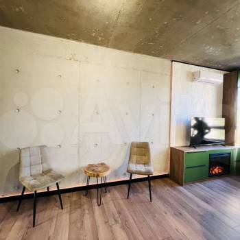 Продается 1-комнатная квартира, 35 м²