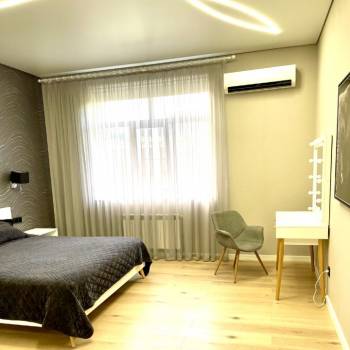 Продается 3-х комнатная квартира, 133 м²