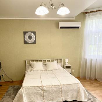 Продается 3-х комнатная квартира, 133 м²