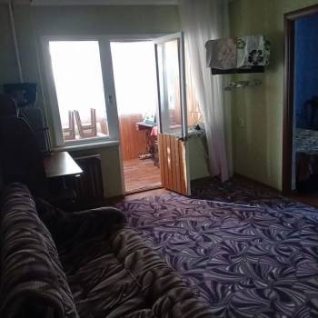 Продается 3-х комнатная квартира, 48 м²