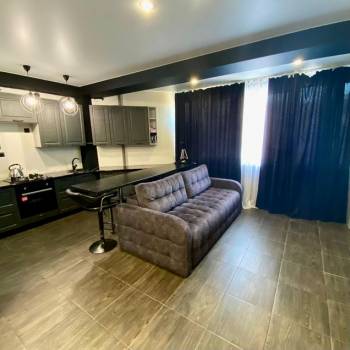 Продается 1-комнатная квартира, 40,6 м²