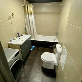Продается 1-комнатная квартира, 40,6 м²