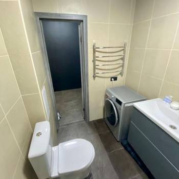 Продается 1-комнатная квартира, 40,6 м²