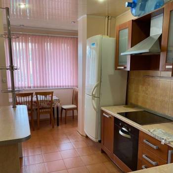 Сдается Многокомнатная квартира, 88 м²