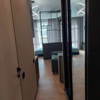 Продается 1-комнатная квартира, 35 м²