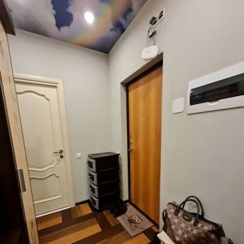 Продается 1-комнатная квартира, 45 м²