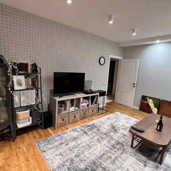 Сдается Многокомнатная квартира, 82 м²