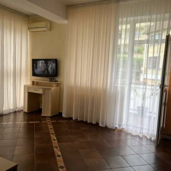 Сдается 2-х комнатная квартира, 74 м²