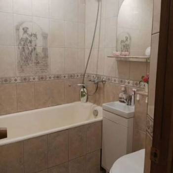 Сдается 1-комнатная квартира, 50 м²