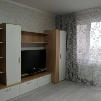 Сдается 1-комнатная квартира, 48 м²
