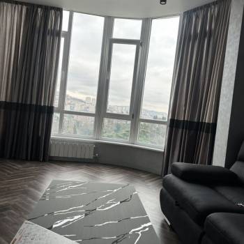 Продается 2-х комнатная квартира, 61 м²
