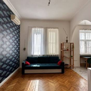 Продается 2-х комнатная квартира, 58 м²
