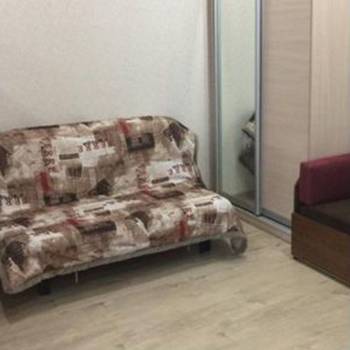 Продается 1-комнатная квартира, 35 м²