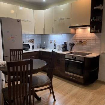 Сдается 2-х комнатная квартира, 50 м²