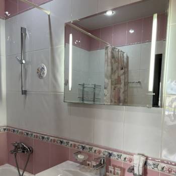 Сдается 2-х комнатная квартира, 80 м²