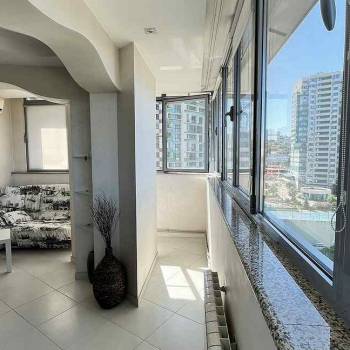 Сдается 1-комнатная квартира, 53 м²