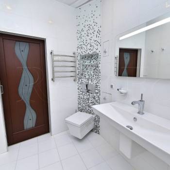 Сдается 1-комнатная квартира, 53 м²