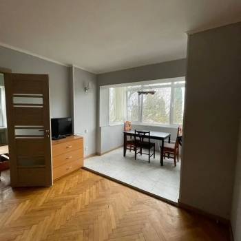 Продается 3-х комнатная квартира, 47 м²