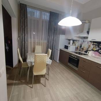 Сдается 2-х комнатная квартира, 64 м²