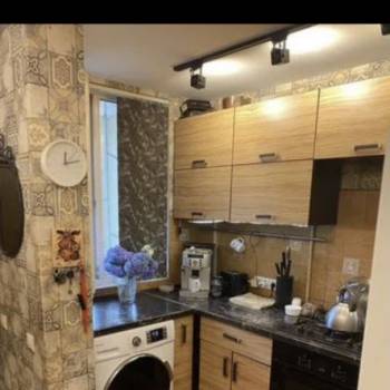 Продается 2-х комнатная квартира, 42 м²