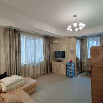 Сдается 1-комнатная квартира, 42 м²