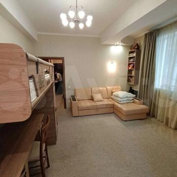 Сдается 1-комнатная квартира, 42 м²