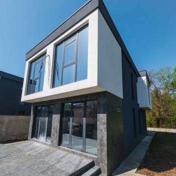 Продается Дом, 140 м²