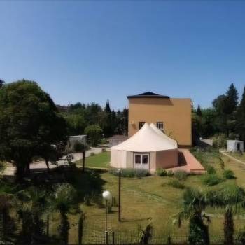 Продается 1-комнатная квартира, 63,6 м²