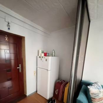 Продается 1-комнатная квартира, 18 м²
