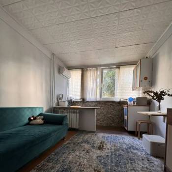 Продается 1-комнатная квартира, 18 м²