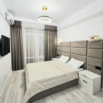 Продается 1-комнатная квартира, 37 м²