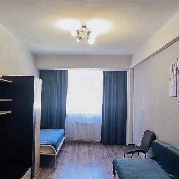 Сдается 1-комнатная квартира, 65 м²