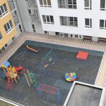 Продается 1-комнатная квартира, 42 м²