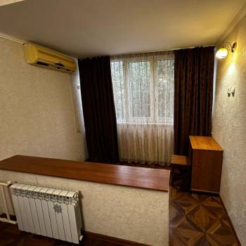 Продается 1-комнатная квартира, 30 м²