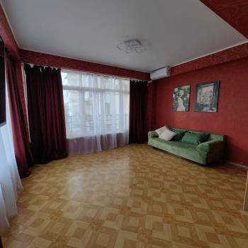 Сдается 2-х комнатная квартира, 74 м²