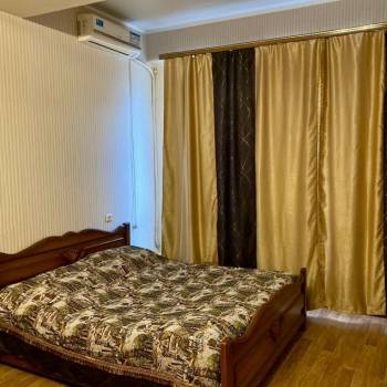Сдается 1-комнатная квартира, 39 м²