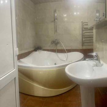 Сдается Многокомнатная квартира, 75 м²