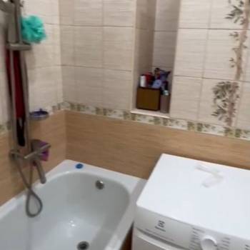 Продается 1-комнатная квартира, 35 м²