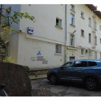 Продается 1-комнатная квартира, 60 м²