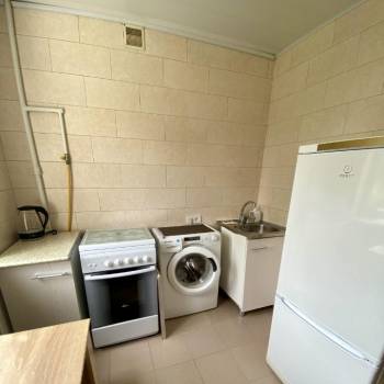 Сдается 1-комнатная квартира, 35 м²
