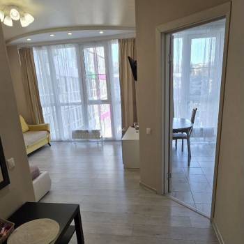 Сдается 1-комнатная квартира, 38 м²
