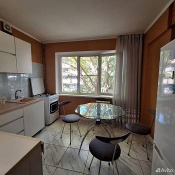 Сдается 2-х комнатная квартира, 50 м²