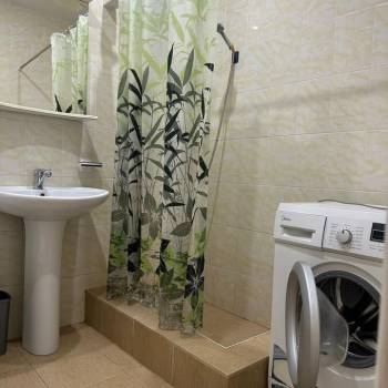 Сдается Многокомнатная квартира, 100 м²