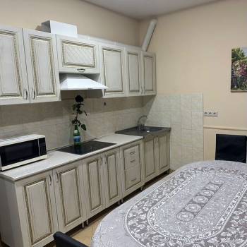 Сдается Многокомнатная квартира, 100 м²