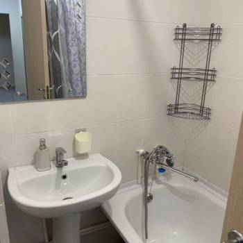 Сдается Многокомнатная квартира, 80 м²